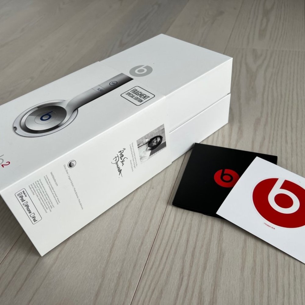 Beats By  Dre White Box Only